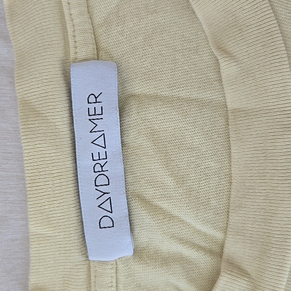 Daydreamer Yellow Graphic Tee permanent vacation palm tree sunset - Picture 4 of 9